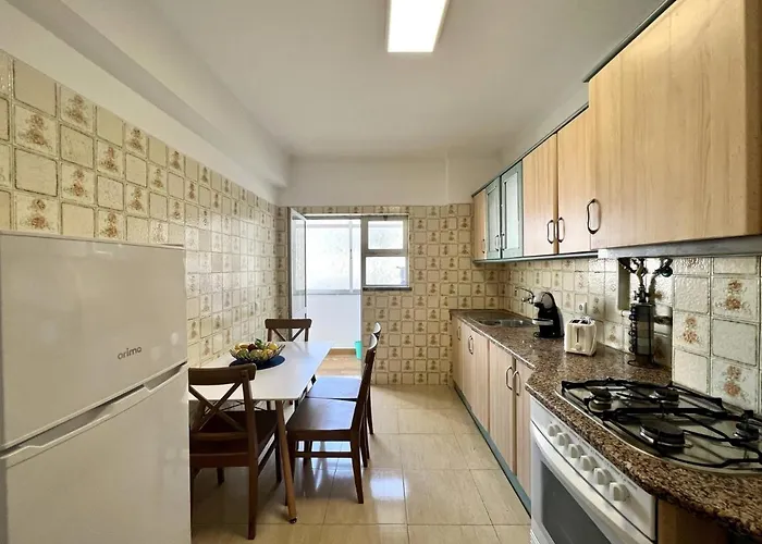 By Homing Apartamento